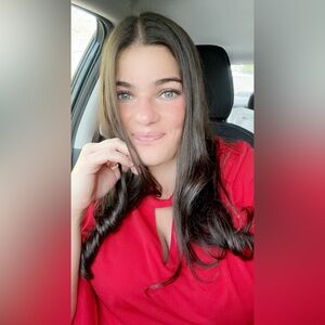 Meet your Posher, Jenna